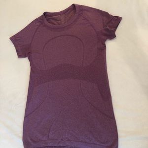Lululemon top
